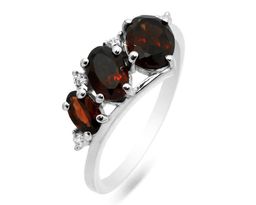 Кольцо из серебра гранат, Амичи