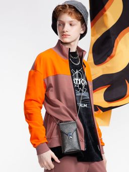 Костюм спортивный