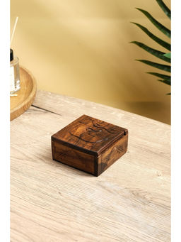 Шкатулка резная «Дельфин», 10×10×5 см, дерево соно