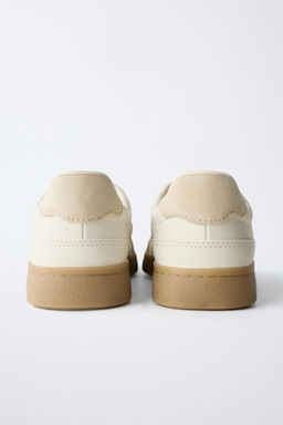 SNEAKERS WITH HEART CHARM DETAIL - Zara фото 13