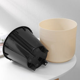 Кашпо для цветов со вставкой «Линель», 2.7 л, d=16 см, h=16 см, бежевое