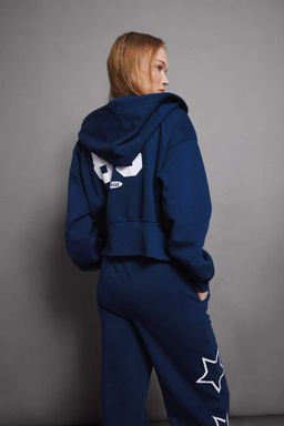 Крутой кардиган оверсайз из плотной ткани с капюшоном и принтом - Defacto фото 4