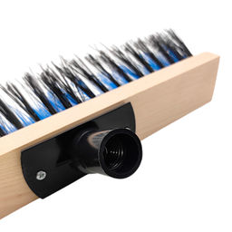 Щетка для пола деревянная 32х5х1,8мм, щетина 7,5см, 5-рядн., с наклонной втулкой с еврорезьбой