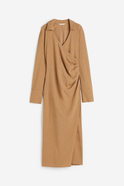 Vestido cruzado de punto