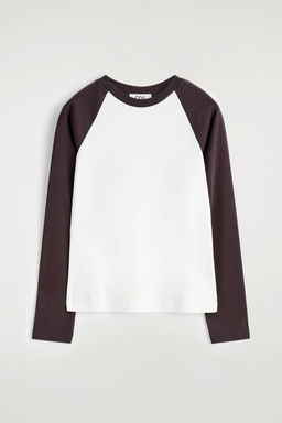 CAMISETA CON MANGAS EN CONTRASTE - H&m фото 2