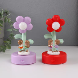 Фигурка светящаяся Малыши под цветочком, 8?8?15 см, МИКС