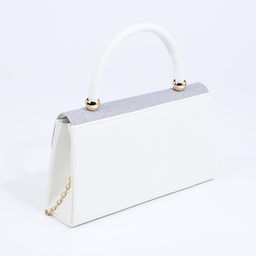 Сумка-клатч женская вечерняя на магните с ручкой, комбинированная, белая