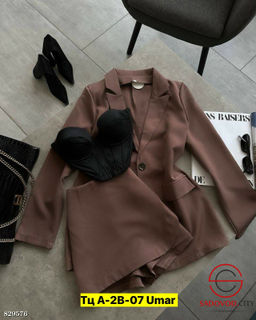 Классический костюм двойка пиджак и юбка-шорты