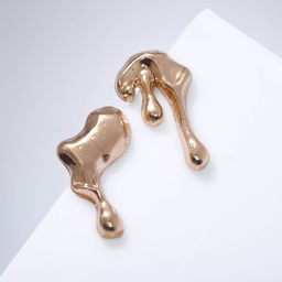 Серьги металл Таяние капли, цвет золото