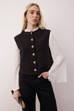 Wardrobe Essentials Siyah Fitted Yelek TWOAW26YE00013