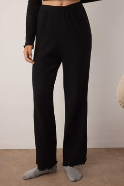 Pembe V Yaka Baby Overloklu Yumusak Tuse F?rcal? K?sl?k Fitilli Orme Pijama Tak?m? THMAW26PT00011 - Trendyolmilla фото 9