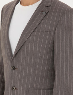 A__k Kahverengi Ex. Slim Fit _izgili Tak_m Elbise