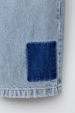 JEANS LOOSE PARCHES / Azul - Zara фото 4