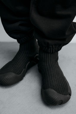 FABRIC HIGH-TOP TRAINERS