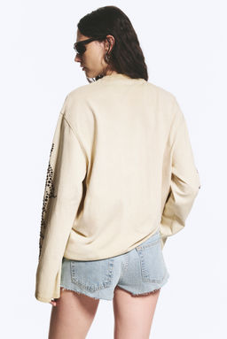 Camiseta de manga larga oversize con estampado gr?fico - H&m фото 3