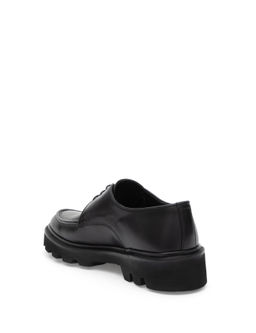 Черные классические туфли