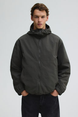 Chaqueta cortavientos con capucha - H&m фото 5