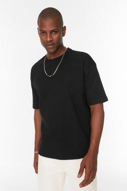 Siyah Oversize/Genis Kesim K?sa Kollu Dokulu Basic T-shirt TMNSS22TS00049