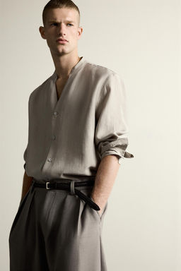 CAMISA FLUIDA RELAXED FIT / Beige