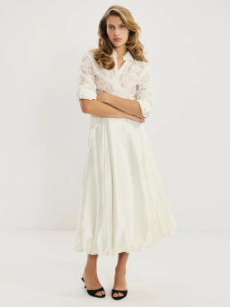 Блузка с аппликациями / Zarina