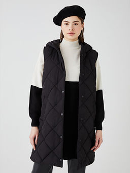 Kap??onlu Kapitone Desenli Kad?n ?i?me Yelek
