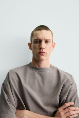 CAMISETA B?SICA LAVADA / Gris - Zara фото 5