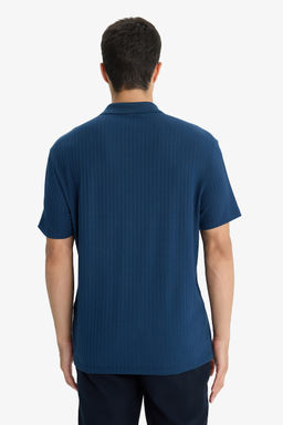 Regular Fit Krink_l Dikey Dokulu Hafif Kuma_ Polo Yaka K_sa Kollu Ti__rt - Defacto фото 6