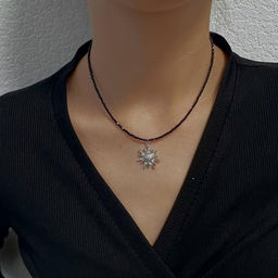 701551390 Колье