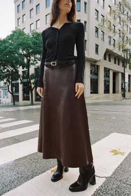 FAUX LEATHER MIDI SKIRT WITH BELT - Zara фото 22