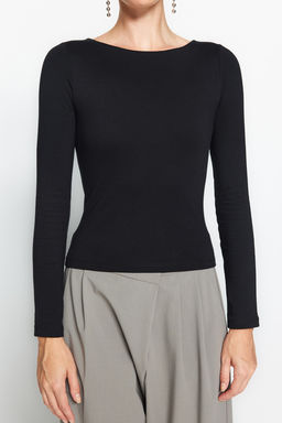 Siyah Pamuklu Esnek Kay?k Yaka Fitted/Vucuda Oturan Esnek Orme Bluz TWOAW24BZ00166