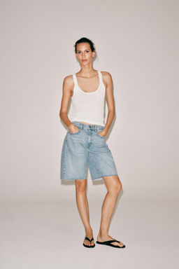 BERMUDA DENIM RELAXED TIRO MEDIO ZW COLLECTION / Azul lavado