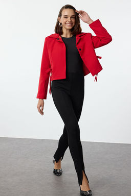 K?rm?z? Fiyonk/Kurdele Detayl? Gomlek Yakal? Crop Dokuma Blazer Ceket TWOAW25BC00018