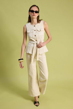 Ekru Kemerli Cep Detayl? Denim Yelek TWOSS26YE00026 - Trendyolmilla фото 2
