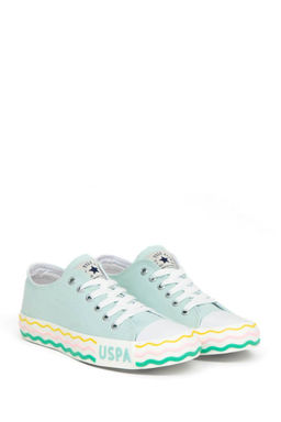 Женские туфли зеленого цвета