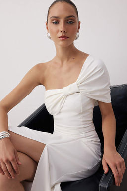 Sar? Vucuda Oturan Asimetrik Yaka Dokuma Maxi S?k Gece Abiye Mezuniyet Elbisesi TPRSS25AE00195