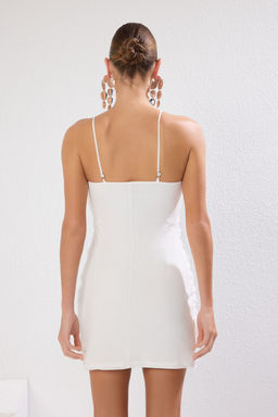 TRENDYOLMILLA Beyaz 3 Boyutlu Gul Aplike Detayl? Dugun/Nikah S?k Abiye Elbise TPRSS25EL00018  фото 6
