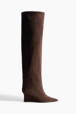 Botas mosqueteras con cu?a
