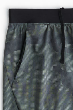 Pantal?n corto a media pierna con DryMove - H&m фото 7