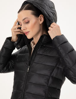 Siyah Kap__onlu Kapitone Mont - Pierre cardin фото 2