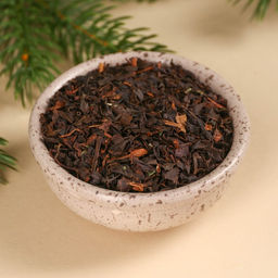 Подарочный набор Новогодняя почта в коробке-ёлке: чай чёрный со вкусом: яблочный штрудель 20 г., крем-мёд с клубникой и лесным орехом 60 г (2 шт. х 30 г)., молочный шоколад 27 г. - Фабрика счастья фото 4