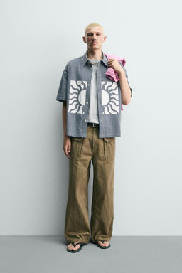 CAMISA BOXY FIT CUADROS PARCHES CONTRASTE / Azul / Blanco