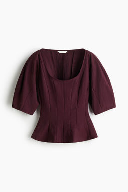 Blusa con escote en U