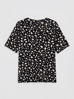 Bisiklet Yaka Desenli Kad?n Ti??rt