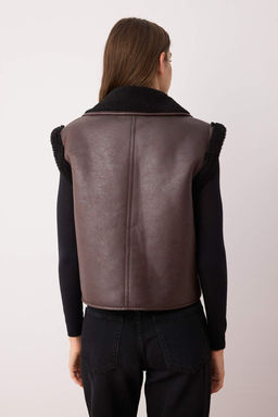 Koyu Kahverengi Regular Kal?p Pelus Detayl? Suet Yelek TWOAW26YE00001 - Trendyolmilla фото 4