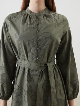 Hakim Yaka ?i?ekli Poplin Kad?n Elbise