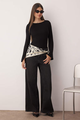 Ekru Fitted/Vucuda Oturan Kay?k Yaka Yumusak kumasl? Uzun Kollu Esnek Orme Bluz TWOAW26BZ00129 - Trendyolmilla фото 2