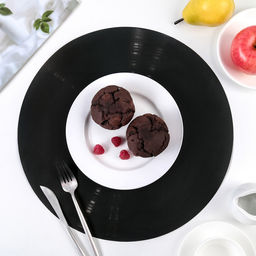 Цена за 12 шт. Салфетка сервировочная на стол Доляна Виниловая пластинка, d=38 см, цвет чёрный  фото 2