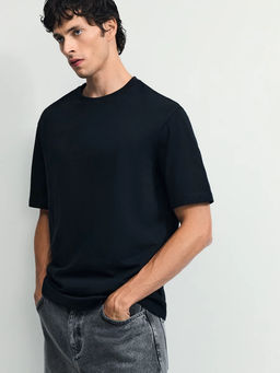 Базовая футболка regular fit / Zarina