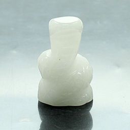 Фигурка змейка 3,7см кварц белый