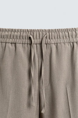 PANTAL?N CINTURA JOGGER CONFORT / Tostado vigor? - Zara фото 8